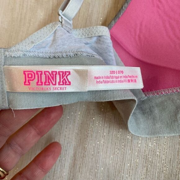 Pink Victoria’s Secret Wear Everywhere Wireless Lightly Bra Size 32D - Picture 8 of 9
